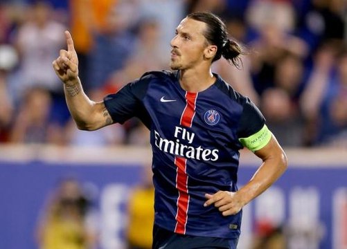 Zlatan Ibrahimovic facile devant le but