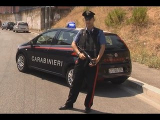 Tivoli (RM) - Impedisce lo spaccio nel suo bar: picchiato e cosparso di benzina (22.07.15)