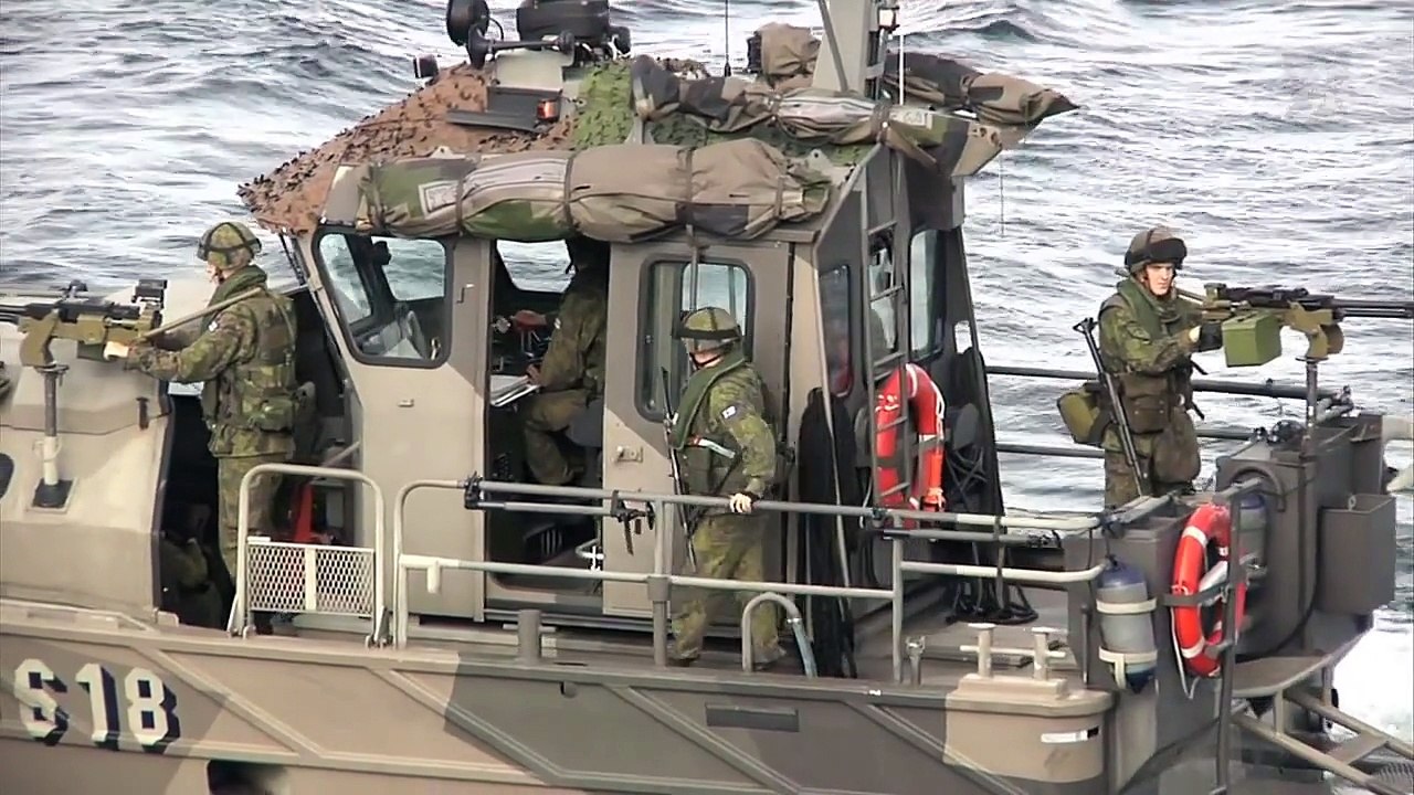 Northern Coasts 2010 Landing exercise with Finnish Coastal Jaegers