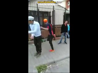 Yüksek Hiperaktiflik İçeren Çiftleşme Dansı