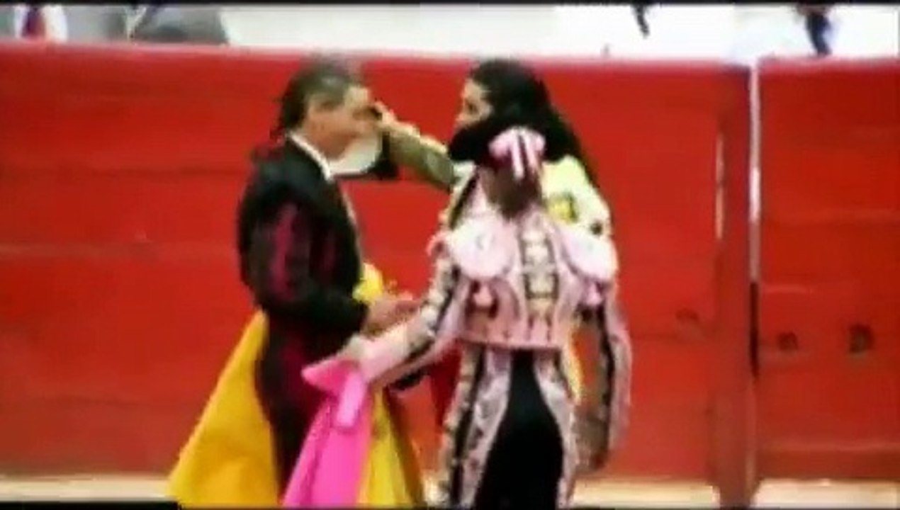 Mary Paz Vega - Plaza Mexico / La Alternativa, Marzo 2011