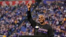 NFL Daily Blitz: Adrian Peterson agrees to restructured contract