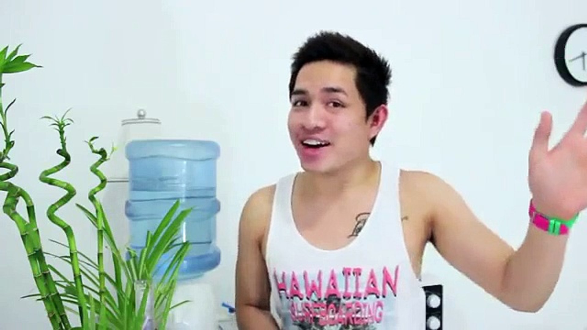 ⁣How To Use A Condom