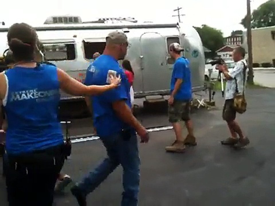Extreme Makeover: Home Edition - Ed and Jillian arrive at Legacy Innovations