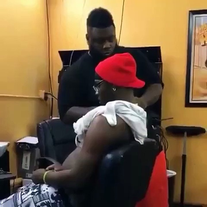 Nunca le digas al peluquero que no te ha gustado como te ha dejado el pelo