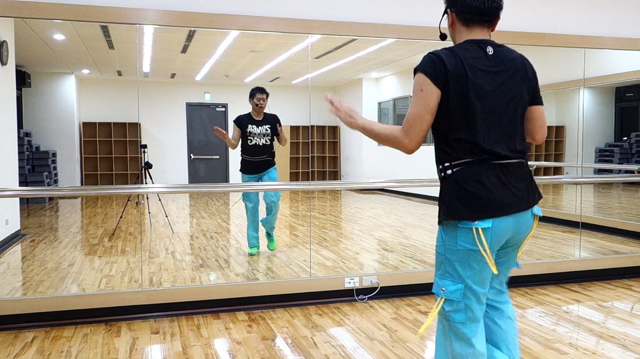 15.07.03 zumba (choreography )  SNSD -catch me if you can