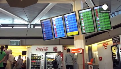 German tourists head for Greece in droves and aeroplanes