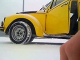 Premières glissades en VW 1303 sur la neige :)