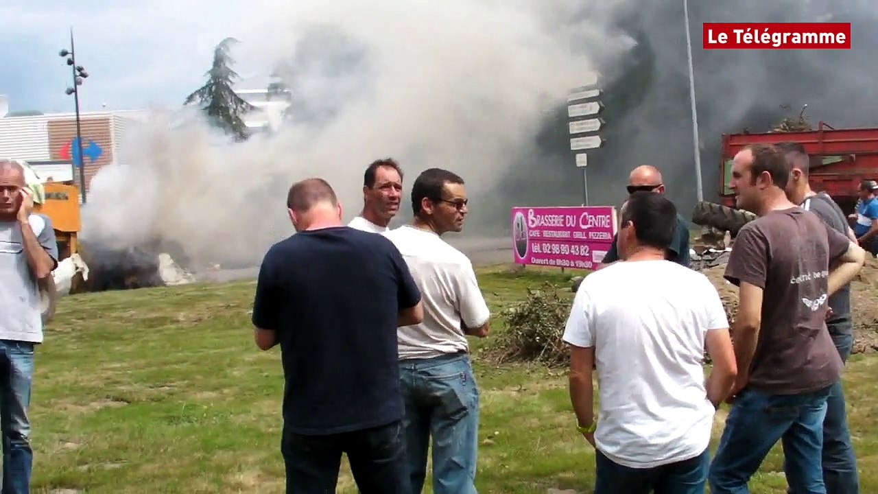 Quimper. Carrefour et Géant-Casino assiégés : Le Statu quo