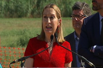 Pastor ve "desconocimiento" en la ausencia de Colau