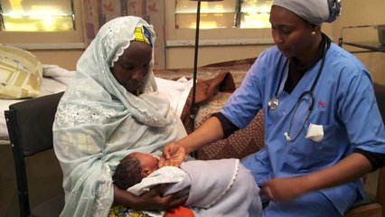 Newborn Physical Exam (French) - Newborn Care Series