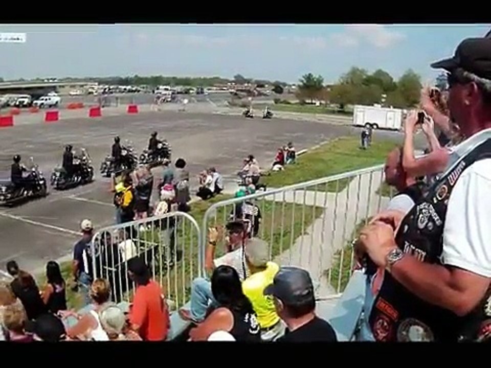 Indianapolis Police Motorcycle Drill Team.wmv