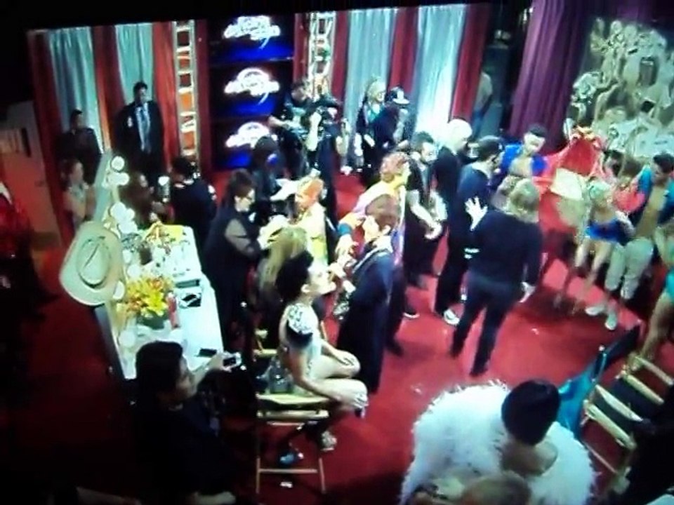 20.02 Misc Clips (4): Red Room