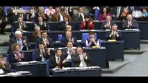 Erdbeerkäse im Bundestag - Angela Merkel zur gesunden Ernährung
