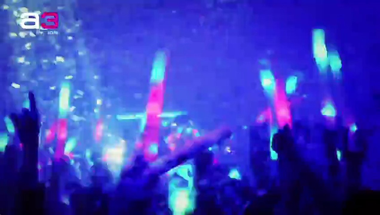 Benny Benassi   LIVing Large