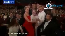Ellen DeGeneres Collects Money for Pizza to The Hat !! Funny Oscars 2014