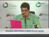 Maduro aprueba homologación salarial para docentes