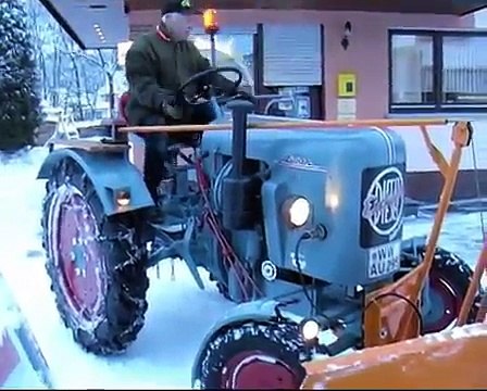 Eicher Traktor, EKL 15, Bj. 1955 - Schneepflug im Einsatz - Winter im Westerwald