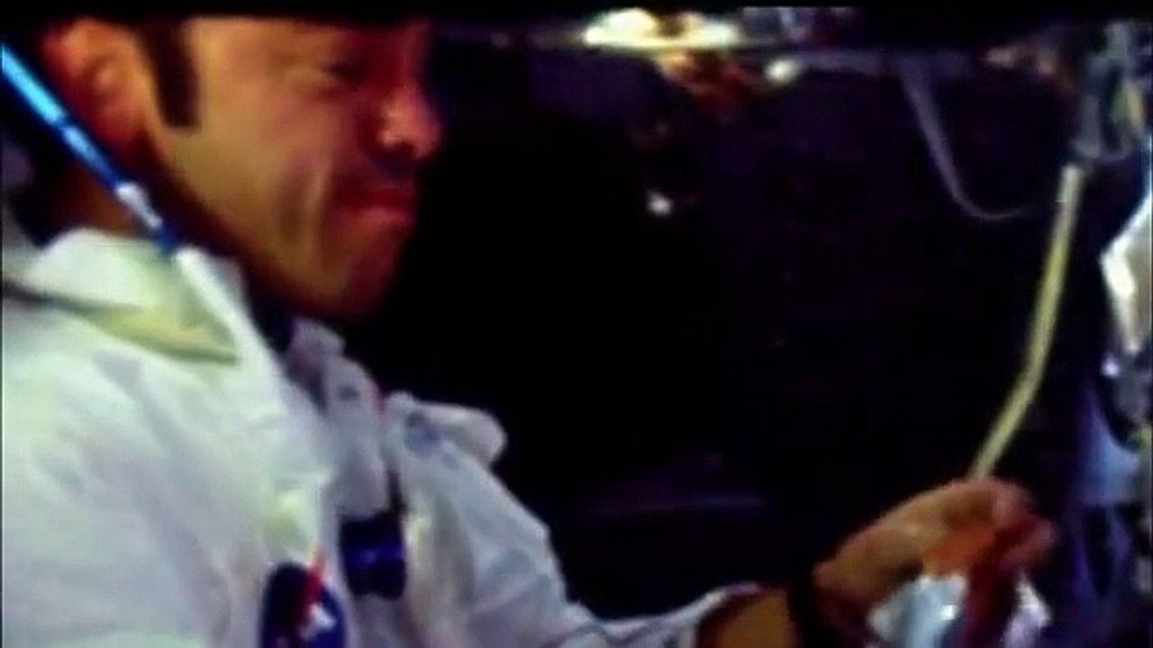 grabacion original   Apollo 9 de la NASA  (ASTRONAUTAS FILMAN OVNIS )