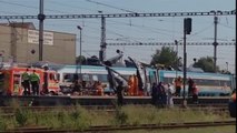 República Tcheca: Colisão entre trem e caminhão deixa dois mortos