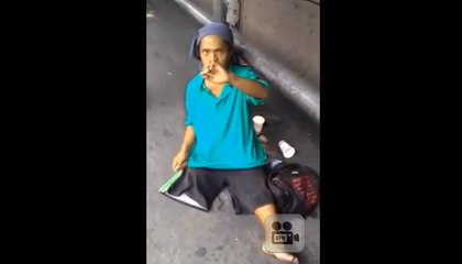 VIRAL: Manlolokong Pulubi sa Ortigas MRT Station Manila