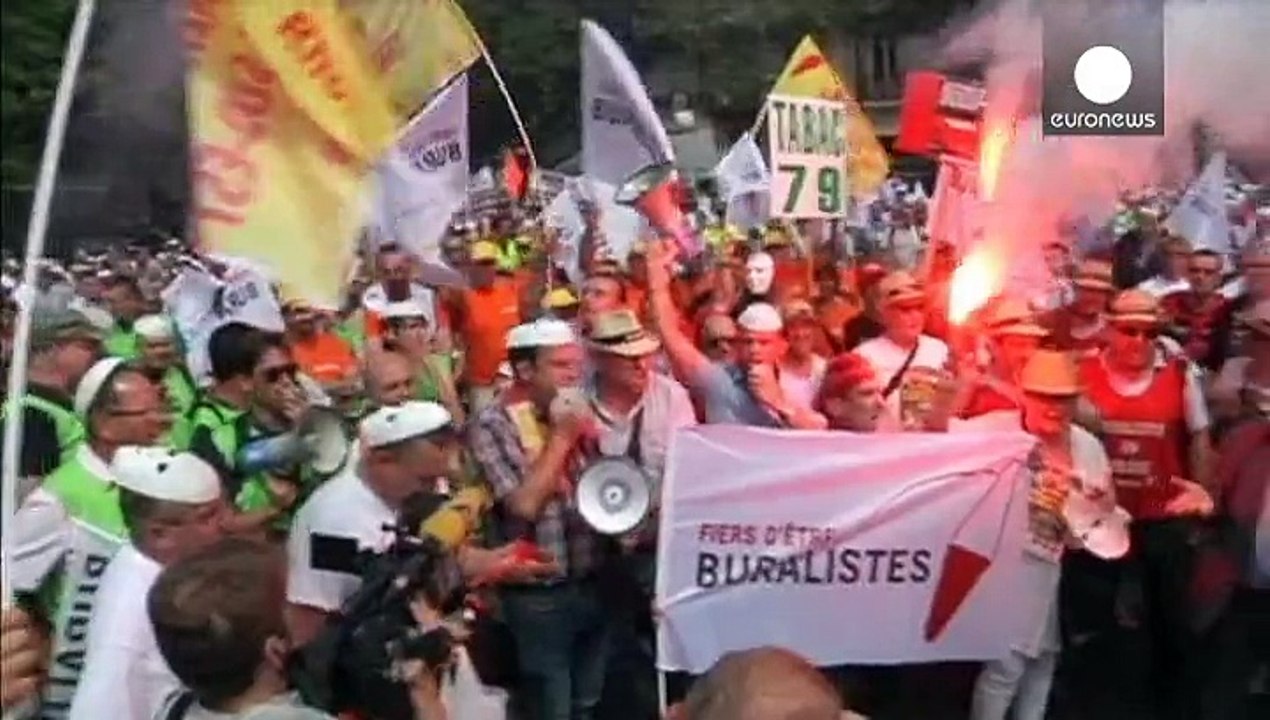 Französische Tabakverkäufer demonstrieren gegen Verpackungs-Pläne der Regierung