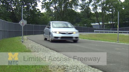Visitez Mcity la ville fantome fabriquée pour tester les voiture sans chauffeurs