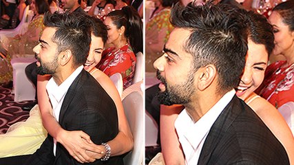 Anushka HUGGED Virat Kohli In Public