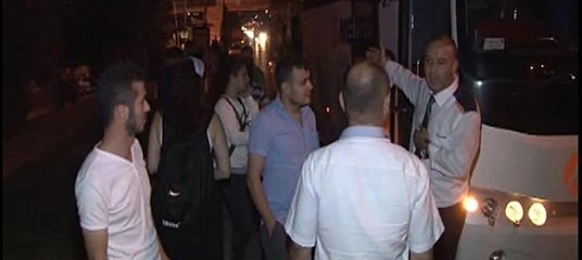 Yolcu: Hostes beni darp etti