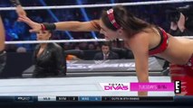 Naomi & Sasha Banks vs The Bella Twins
