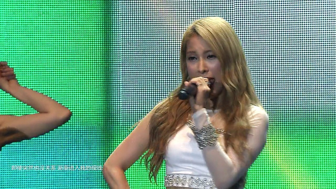 K-Pop June 29 2015 Shanghai Concert: Kara – Interview & Mr.