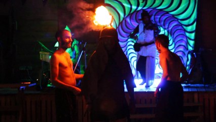 Cracheurs de feu (Troupaï)