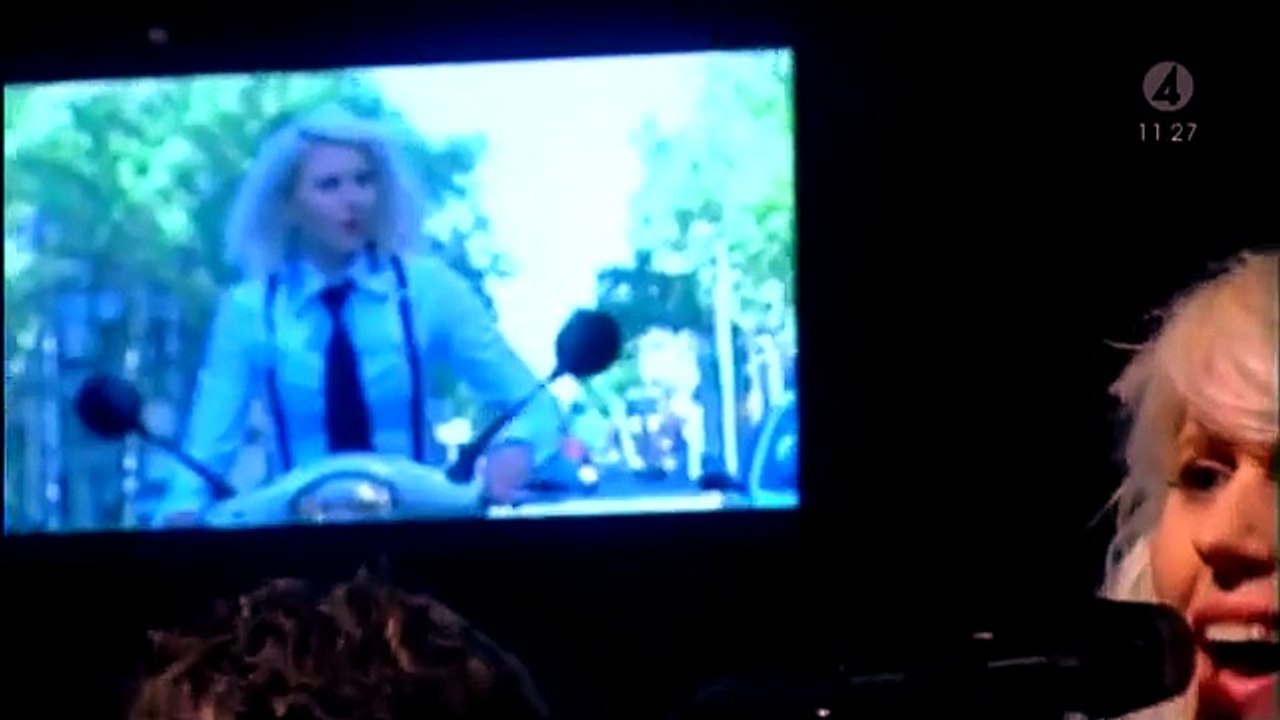 Amanda Jenssen - Amarula tree (TV4 Nyhetsmorgon)