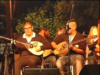 Mαγευτική συναυλία με την χορωδία Δίου και τον Ανδρεάτο, Στο καρπενήσι