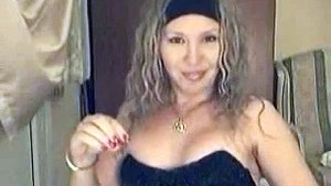 TURKISH MISTRESS ELVIN kölelerine sesleniyor...!
