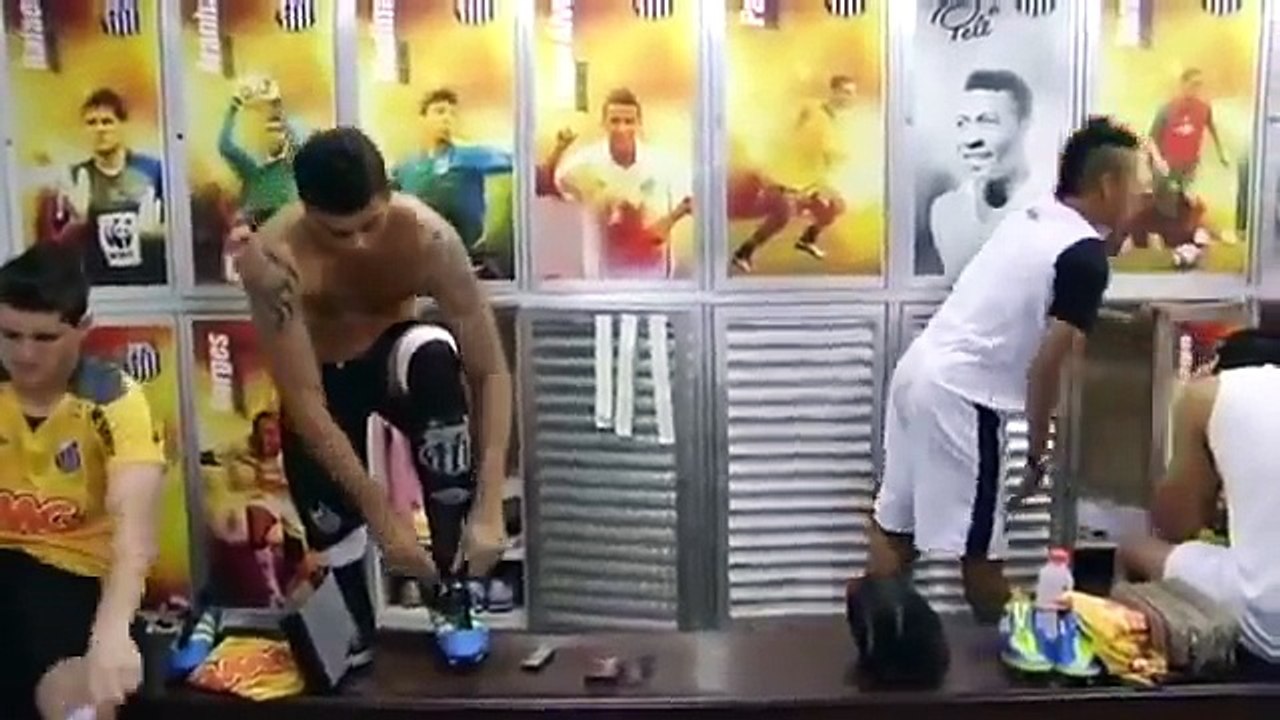 neymar dancing ai se tu pego michel  telo before santos game.flv
