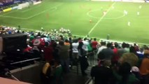 Panameños aplauden al árbitro tras segundo penal dudoso