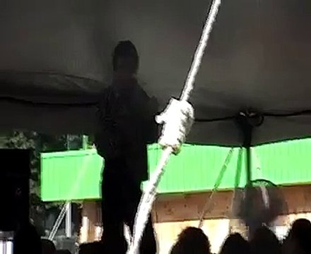 Elvis Allen sings 'Sweet Caroline' at Elvis Week 2003 (video