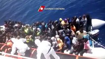 Lampedusa - soccorsi oltre duemila immigrati, tra cui 4 neonati