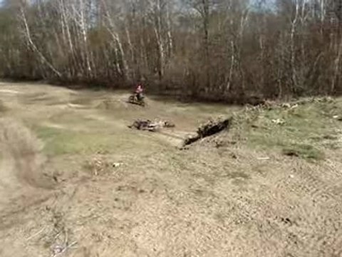 Poto zinna en mode chute moto cross 125 cr