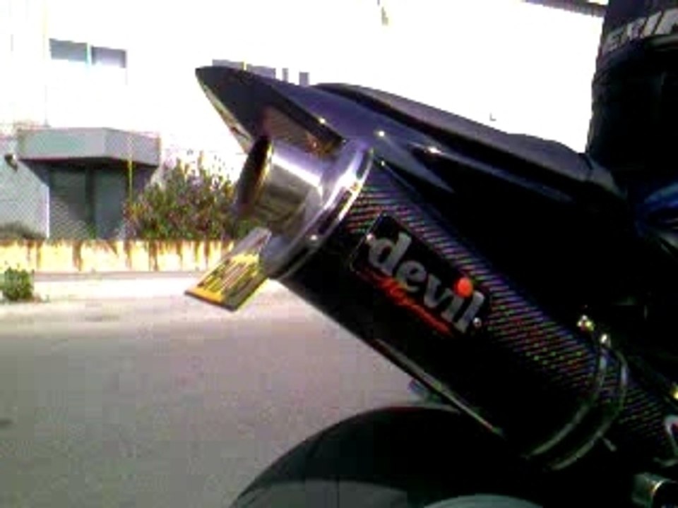 Bruit d'un pot DEVIL à chaud