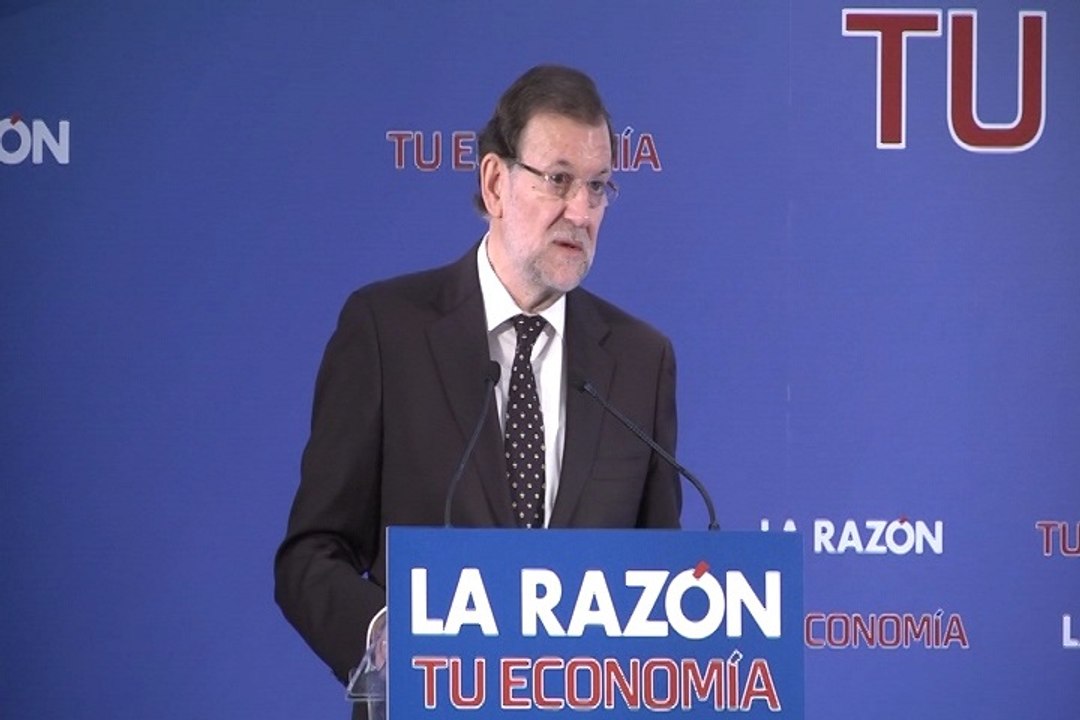 Rajoy considera "excelentes" los datos de la EPA