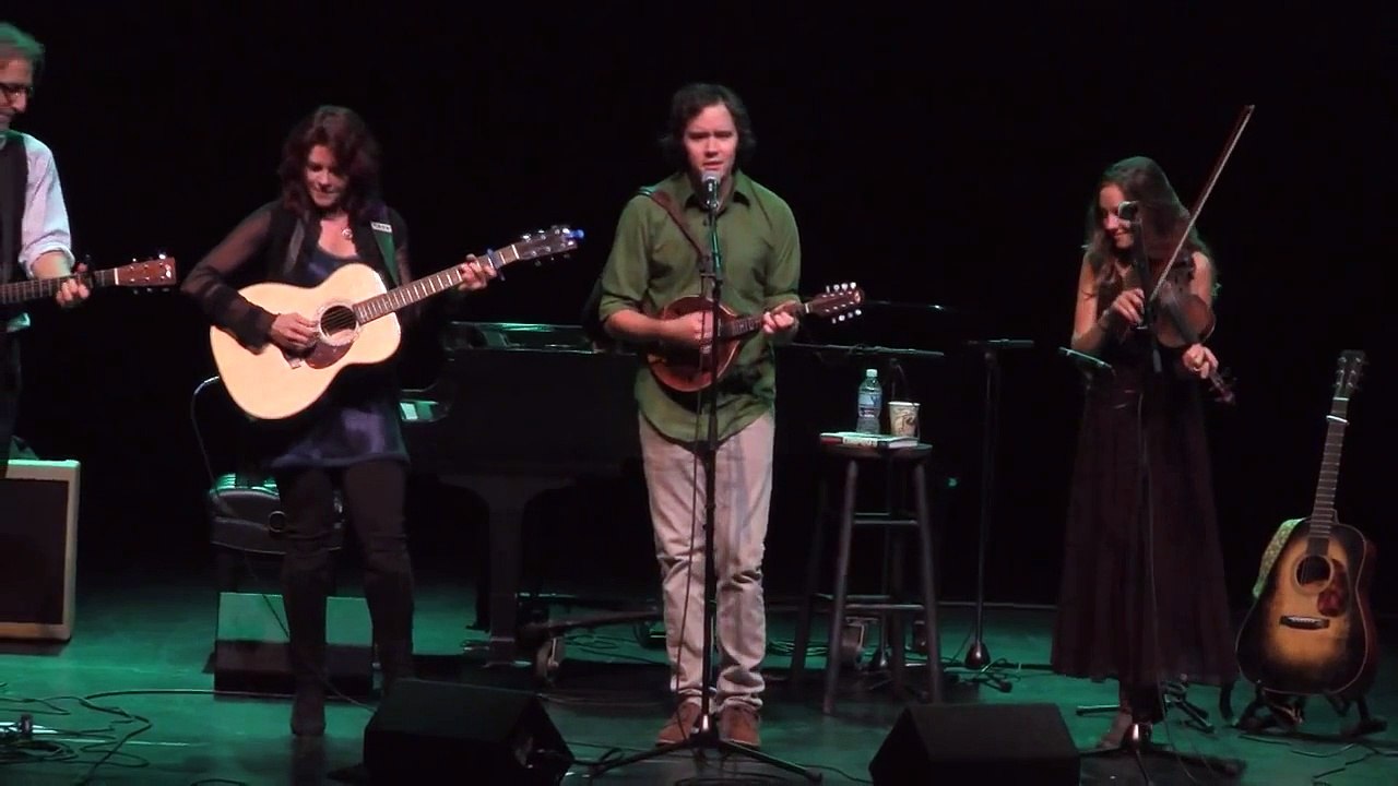Rosanne Cash & Mandolin Orange - Bury Me Beneath The Weeping Willow