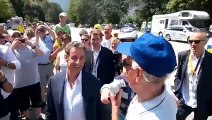 Nicolas Sarkozy grimpe… dans la voiture du Tour