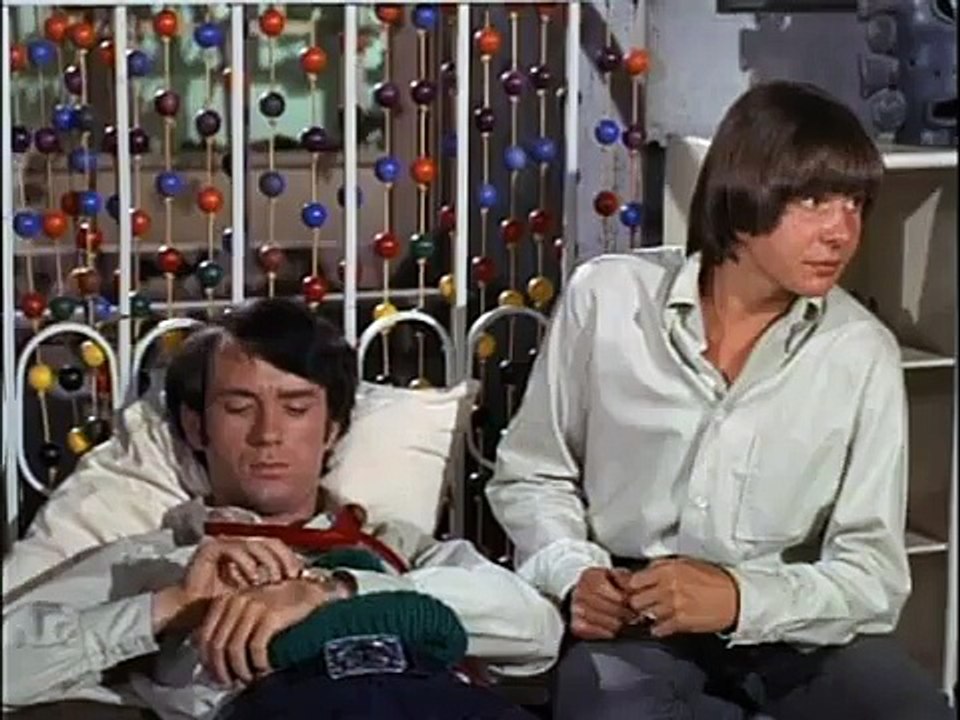 The Monkees- I've Got A Little Song Here Clip