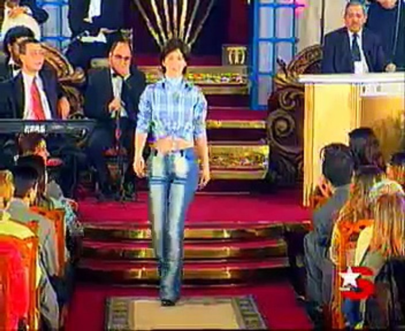 رقص شرقي رائع وخطير - RoseHD