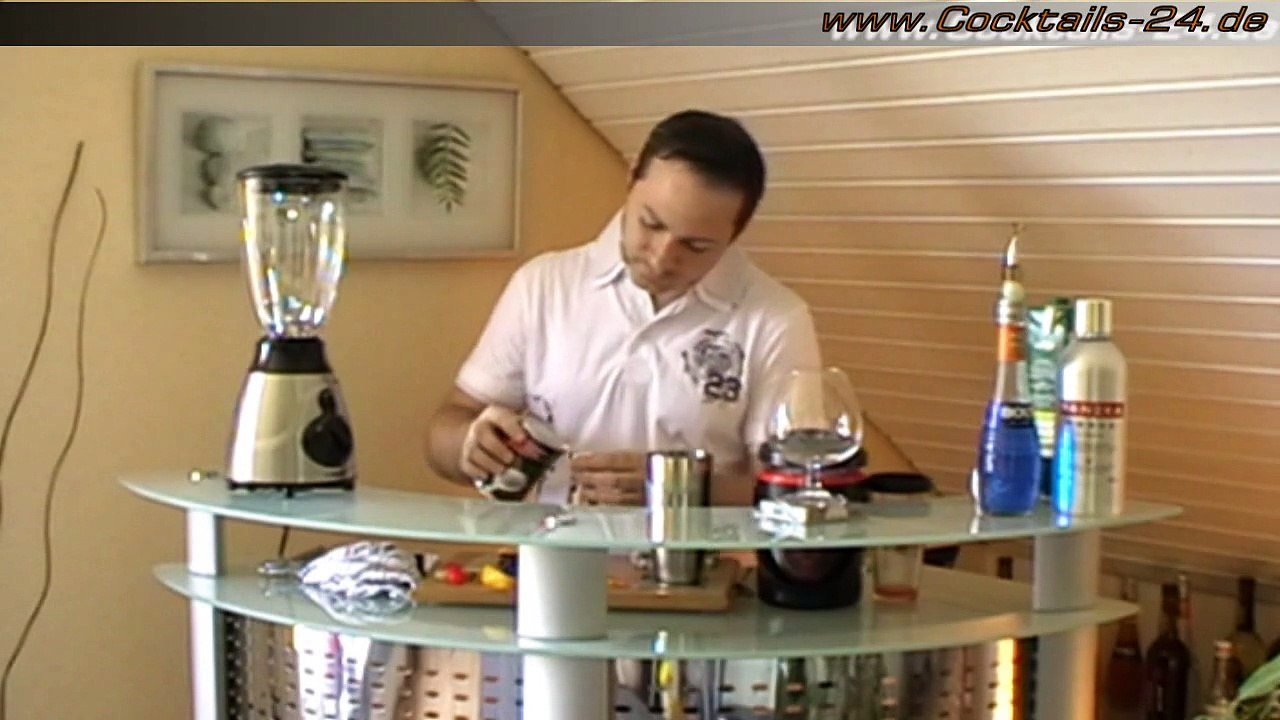 Cocktailrezept: Swimmingpool - Special für muska1906 - Cocktails mixen mit Cocktails-24.de