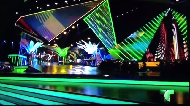 Juan Luis Guerra Ft. Romeo Santos Premios Billboard