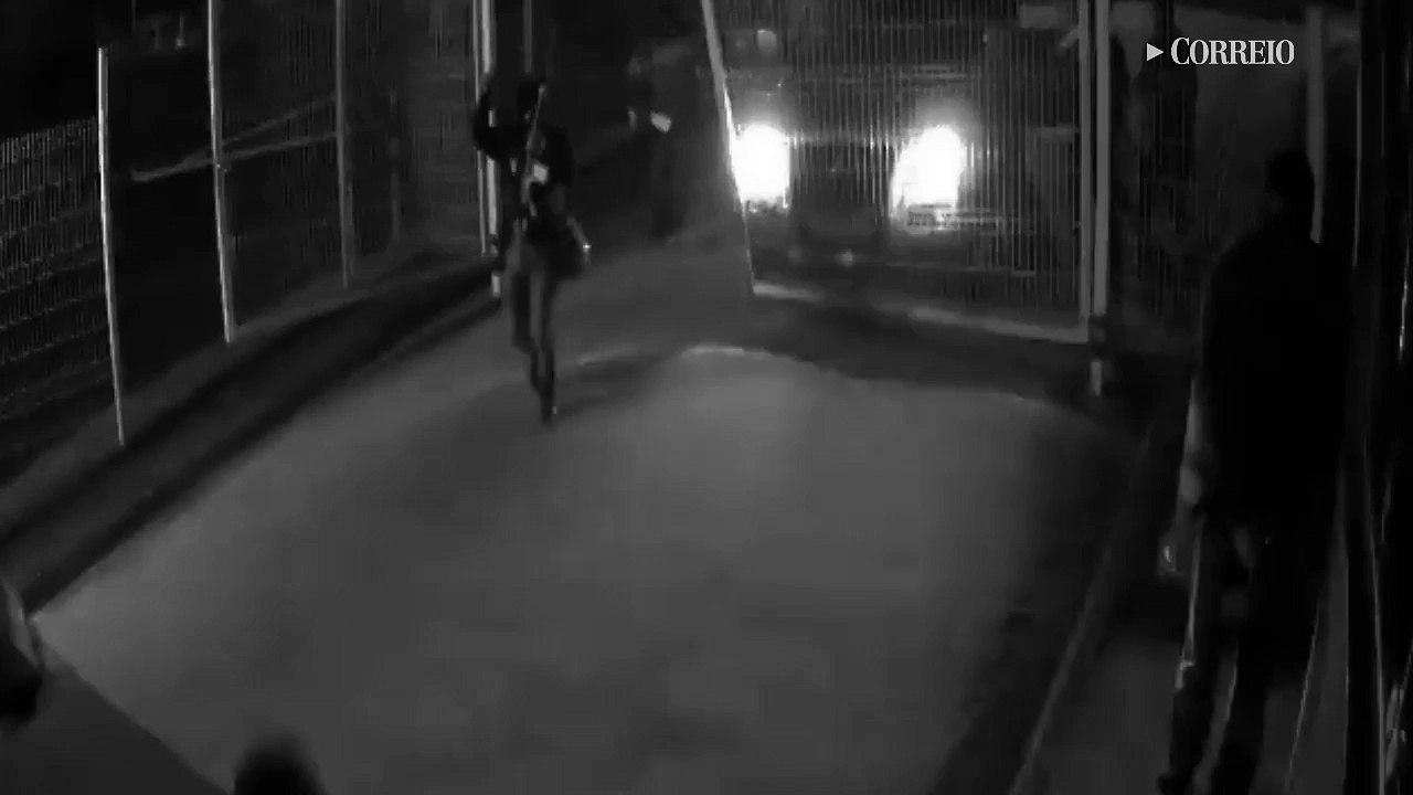 Veja vídeo de bandidos que explodiram um caixa de secretaria em Indaiatuba