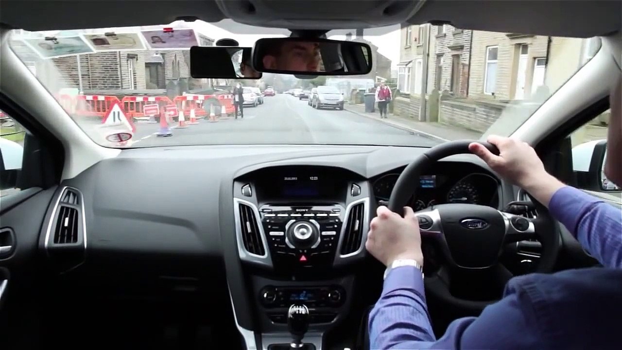 Drive Dynamics - Meeting Other Traffic And Forward Planning